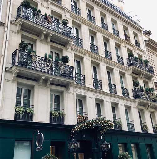 Khách sạn tại Champs-Élysées Pháp splendide royal paris