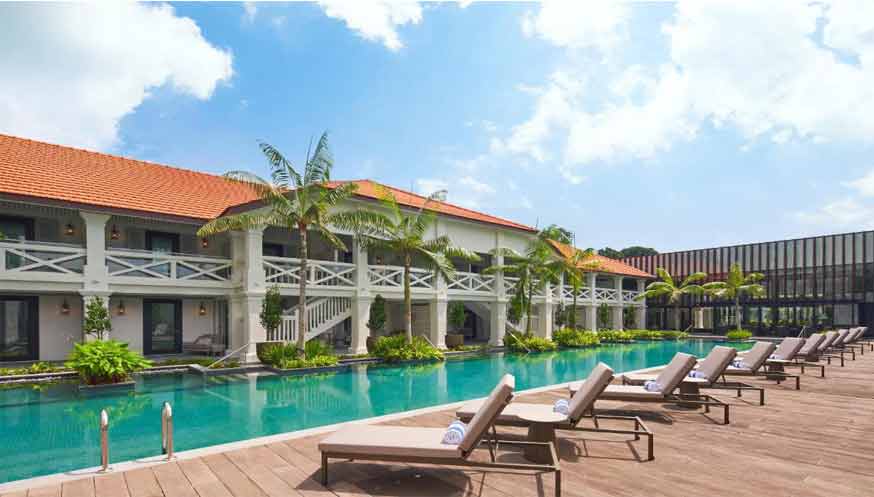 đặt phòng khách sạn có bể bơi tại đảo sentosa The Barracks Hotel Sentosa singapore