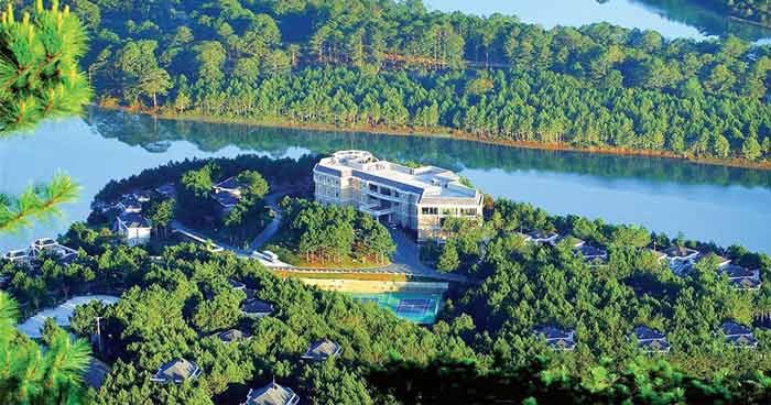 kinh nghiệm đặt phòng dịp nghỉ lễ 30-04 - Dalat Edensee Lake Resort & Spa