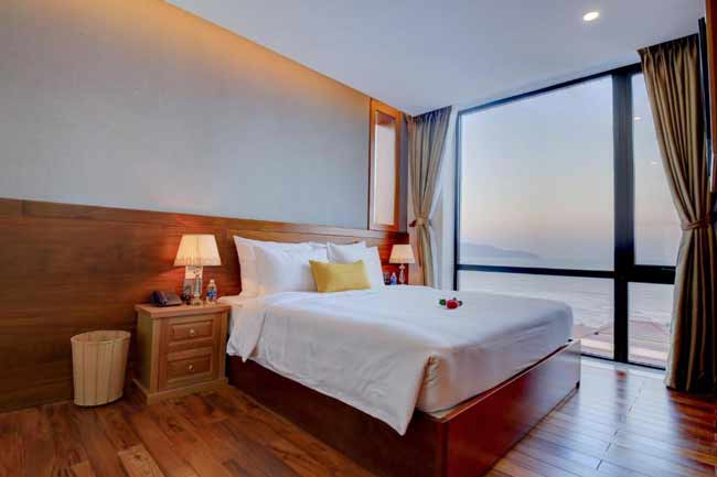 Sunny Ocean Hotel & Spa Đà Nẵng phòng suite double sea