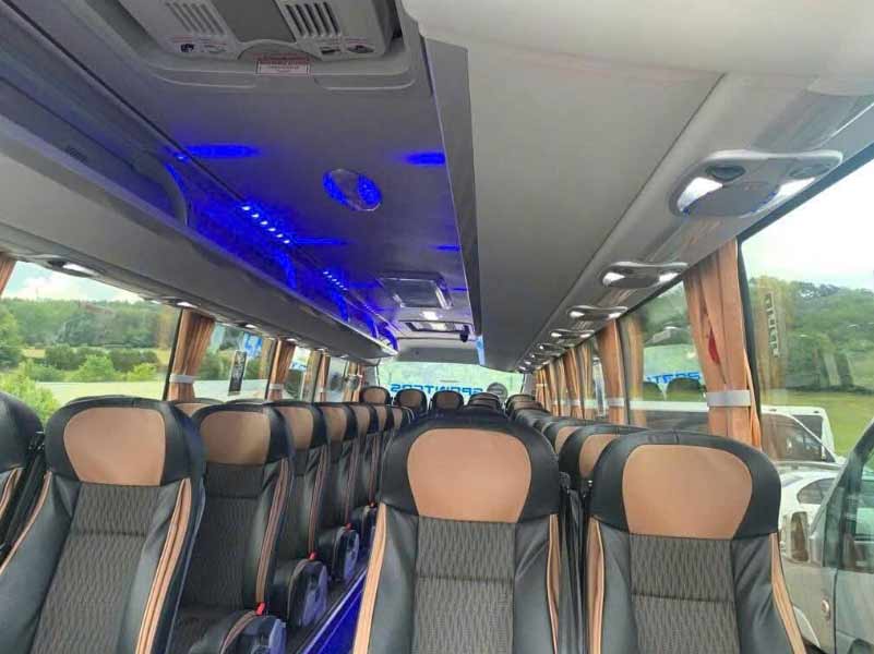 cho thuê xe ở pháp 45 chỗ 59 chỗ tại pháp