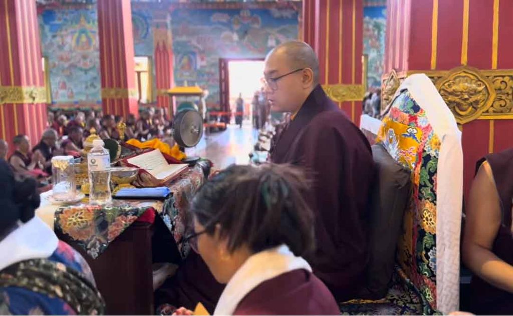 tour bhutan tết